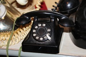 Твитеры пуитыры погубят нашу молодежь ..