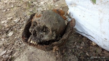 Дурачок старенький ? черный копатель не может быть в отряде )Конечно есть доказательства,на держи..только не но,что это из инета я скопировал.Фото мое.