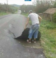 Всё правильно! На зиму асфальт снял - весной опять постелил! :)