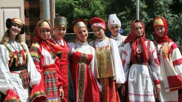 Хотелось бы видео-шмидео посмотреть, а-то так самого автора поста обосрать можно с ног до головы... И что тебе тут не нравится, свинина бандеровская?