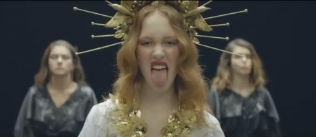 Рыжая - ОГОНЬ !