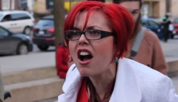 Неужто она?