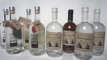 Не звизди комбайн (робот) :)
Хлебное вино не киснет ;)