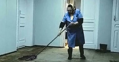 - Ходют тут, топчут!