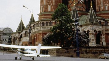 Ну и что? Там и самолеты приземляются...