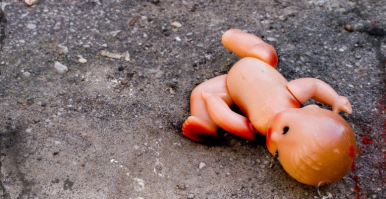 Так я и знал.....
Крикливая сучка это просто Пожиратель детей.....