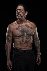 17 татуировок на груди, которые затмят собой все украшения