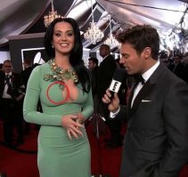 катюха знатно напихала... а декольте действительно выглядит завораживающе...