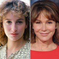 Дженнифер Греи  вроде как всего лишь подправила форму носа, но стала неузнаваемой и карьера пошла под откос...