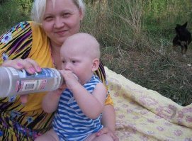 следить надо за детьми, укусов не будет.
и наверняка все выше перечисленные травмы должны были достаться дебилам-родителям, а не их ещё не смышлёным и не обученным детям.