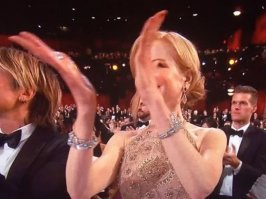 И 5 постов от петросянов из-за дубля в после. Фишки молодеют. Или... ))