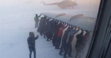 Поделись своею добротой и  она к тебе не раз ещё вернётся