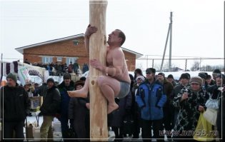 вот тебе реальные дикие обезьяны...а то любители)))