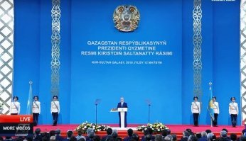 А почему этот главказах толкнул свою речь на русском, а не на английском? Вон, надписи уже латиницой пишут. Лет через 10 Казакстан подаст заявку в НАТО, что тоже стать частью мирового сообщества.