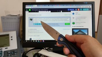 я отношусь к детям 60-х и тогда, хороший складной нож бы ценным подарком для мальчика. основная часть игрушек была вырезана именно этими ножами, как то: рогатки, винтовки с резинками, стреляющие скобками и т.д. до сих пор люблю ножи, дома их много, практически все рабочие. вот этот ношу при себе