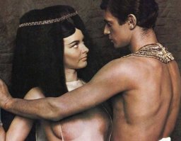 Не те фотки даёте, она была чистый секс.