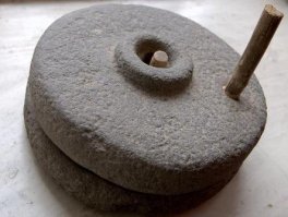 русь тоже была беспроводно подключена к этому блокчейну.
но пошла дальше и имела переносную крипту (рис 2).
на третьей картинке и вообще веден кусок бинарного кода софта.