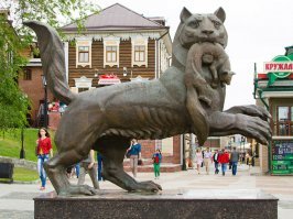 А вот как эту забавную тварь видят современные посоны от искусства