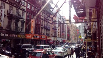 Бывает, занесет нелегкая)