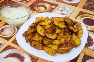 Картофель Айдахо так и готовится, не чищеным. Очень вкусно.