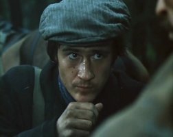 Вот эта роль первая 1980 год, Жду и надеюсь, роль - Шурка Доминиани (Домок).