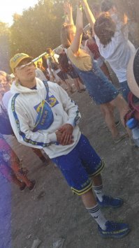 Носки не Ikea, все проепался. Контракта на бесплатную табуретку от Ikea не будет