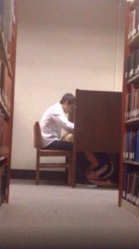 Это могло произойти только в библиотеке