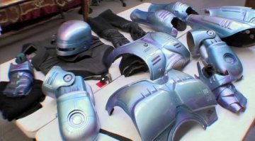 во всех видеосалонах)