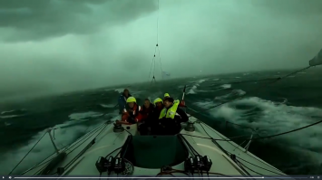 Стремная тема.
Позади ребят два раза выстрелили из ракетница даже.Видимо вообще тяжко пришлось...