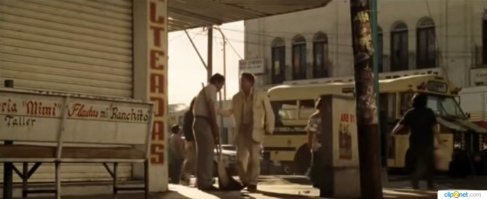 Кстати точно - вспоминается сцены из Игры и Траффик, реально с желтым перебор