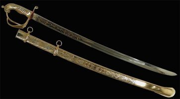 Мне всё равно, это человеки классификацию придумали, но назвать шашкой то, что вкладывается лезвием вниз, да ещё в металлические ножны... Кто-то противоречит сам себе.