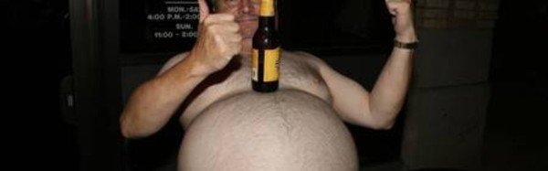 Предлагаю мужикам ответить - пивом на пузе!:)