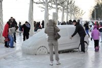 То ли в феврале, то ли в марте. Короче, когда в Голландии тюльпаны цветут.


Женевское озеро, Февраль 12 года.