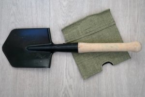 Не нож, но тоже "холодное" оружие.