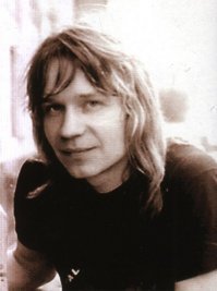 10 примеров того, как время и слава изменили легендарные рок-группы