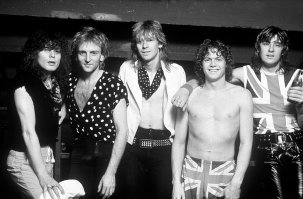 10 примеров того, как время и слава изменили легендарные рок-группы