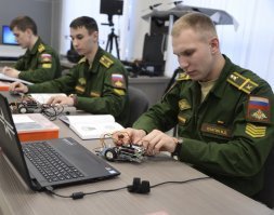 Вот как выглядит реальный Железный Трон нашего века.