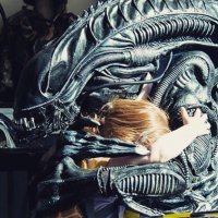 Если увидите монстра - обнимите его!