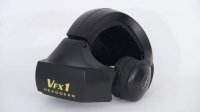 1968 г. первый шлем виртуальной реальности

 1994 год VR-шлем ориентированный на массовое пользование: VFX1.

 1995 год Virtual I/O выпустила очки виртуальной реальности. I-Glasses предполагалось использовать в создании домашней развлекательной системы   очки подключались ко множеству устройств, будь то компьютер, телевизор, или видеомагнитофон. Это было стильное и легкое (~300 грамм) 

 1997 год Sony выпустила Glasstron

Чем не очки из фильма?