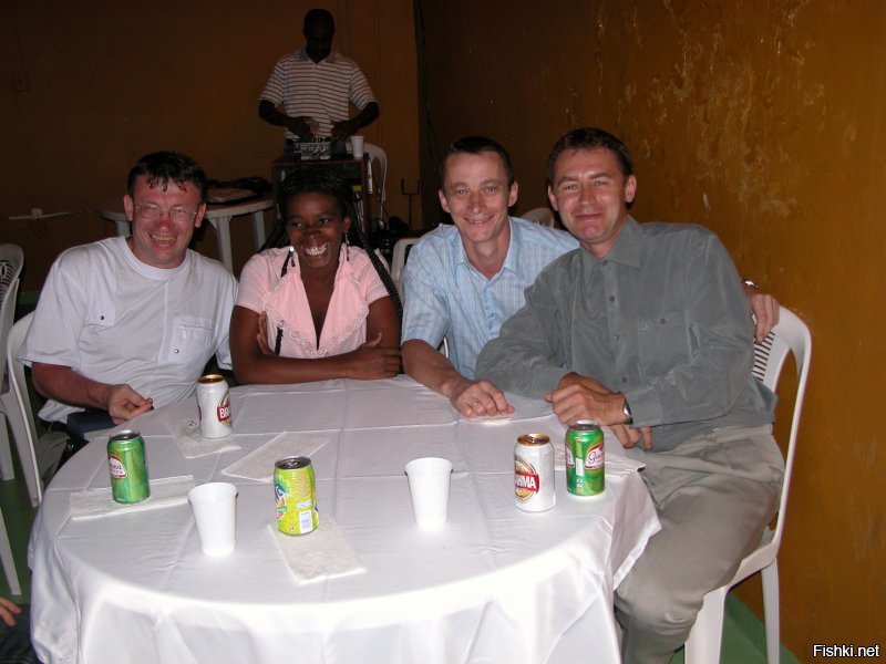 Ango;a, Capanda. Милейшие люди, коллеги и товарищи. Даже скучаю по ним ....