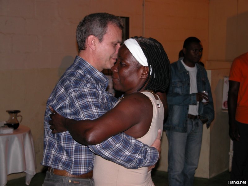 Ango;a, Capanda. Милейшие люди, коллеги и товарищи. Даже скучаю по ним ....