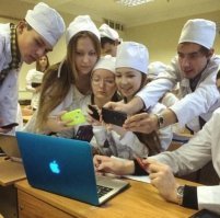 Медработницы