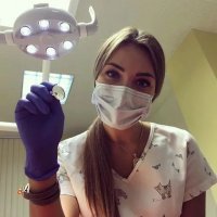 Даже через маску просвечивается их красота.

.