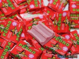 Эх, мОлодеш-шь....... Вот из кого надувались самые первые пузыри... и без всякого "протектора" ;)