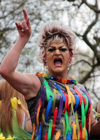 Господа,как вам такой пассажир? А вот это нормально,фсе летим!