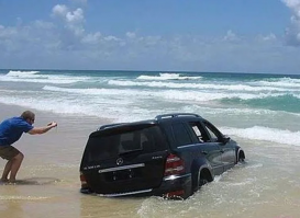 Алла Борисовна прибыла на пляж