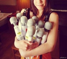 Женщина купила меч урук-хайев, продемонстрировав миру, насколько он полезен в повседневной жизни