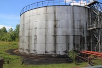 Работа Учёного - открывать существующие законы природы и формулировать свои открытия на человеческом языке. Работа инженера и изобретателя - создавать новые устройства и механизмы. 
Поэтому Moritz Hermann von Jacobi не "открывал" гальванопластику. Он исследовал процесс прохождения тока через электролит, открыл законы, которым подчиняются эти процессы, а между делом и ИЗОБРЁЛ метод гадьванопластики.

Самые важные изобретения это те, которые мы видим каждый день, но не замечаем.
Например: Якоби изобрёл двигатель постоянного тока. Все современные двигатели повторяют его конструкцию, от аккумуляторных электродрелей и до подводных лодок. Даже в смартфоне вибра сделана на двигателе Якоби.


Или, скажем, Шухов - это не только трубопроводы. Современные супертанкеры тоже повторяют конструкцию первых нефтеналивных барж Шухова. Но самое главное, Шухов разработал конструкцию стальных свободностоящих нефтехранилищ, которые используются во всём мире в неисчислимом количестве.