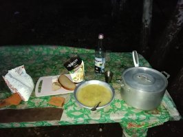 Не знаю кому как я в те выходные на рыбалке выпил и спал в палатке как бобик.
