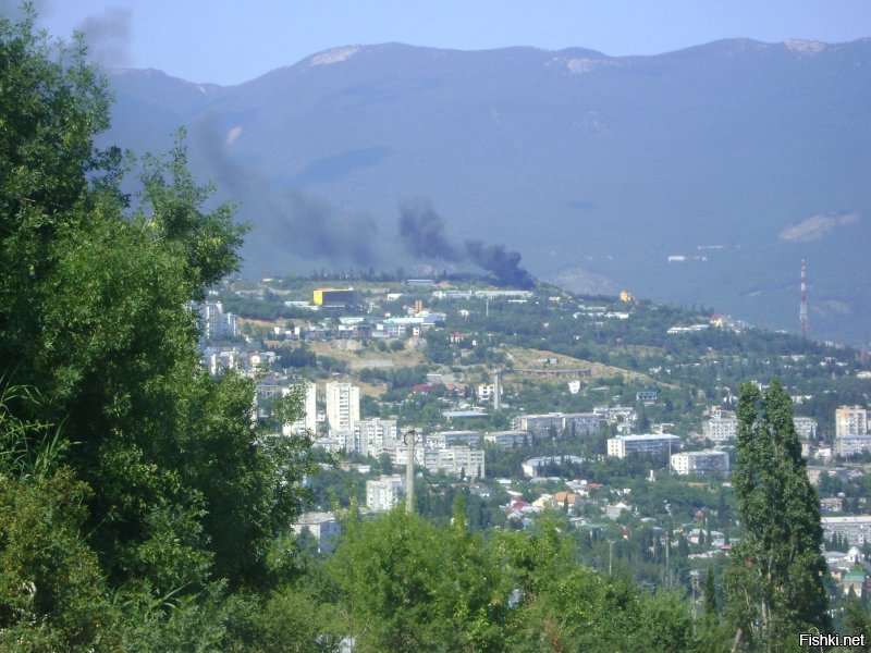 К сожалению старых фото нет... Вот всё что нашлось, да и то - не лучшего качества... (издалека или где-то рядом...).